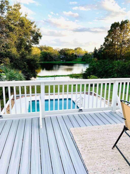 Stylish Lake Home With Huge Pool, Arcade With Ps5,And Theater Just 5 Min From Legoland Winter Haven Bagian luar foto