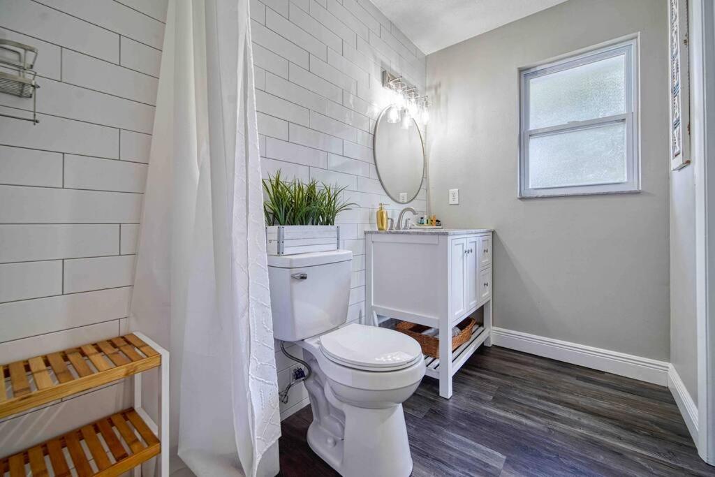 Stylish Lake Home With Huge Pool, Arcade With Ps5,And Theater Just 5 Min From Legoland Winter Haven Bagian luar foto